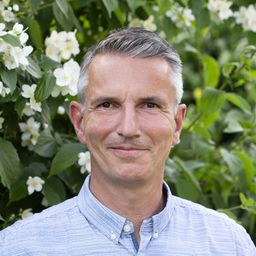 Portät: Michael Englicht